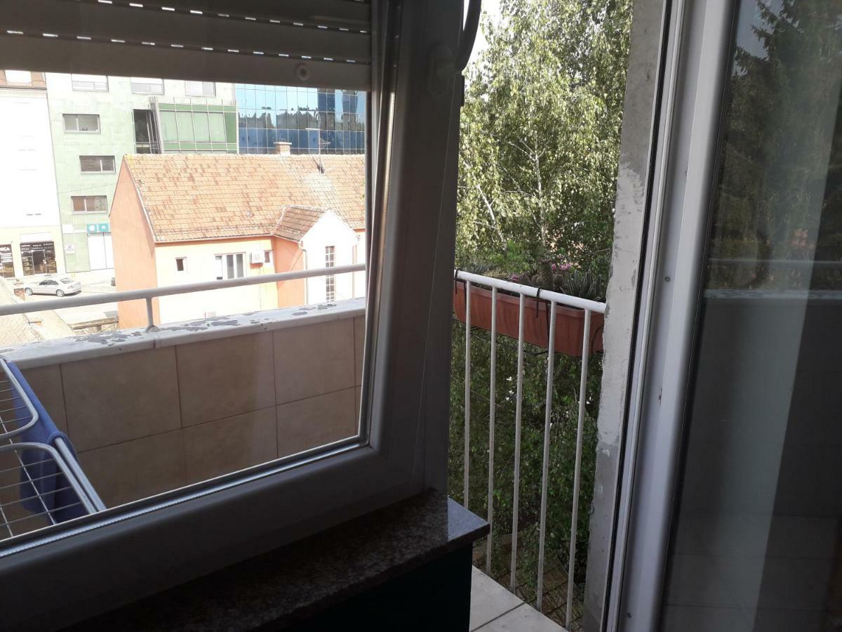 Apartman Tin Varaždin Exteriör bild